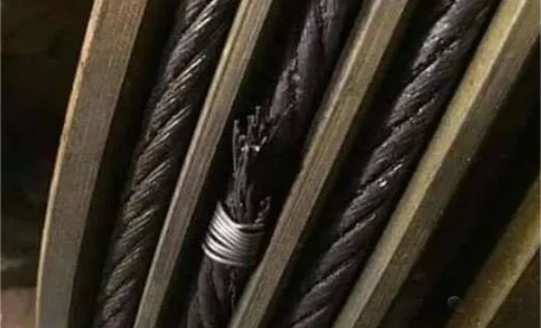 無(wú)知操作，事故誰(shuí)擔(dān)？